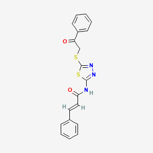 molecular formula C19H15N3O2S2 B2455502 (2E)-N-{5-[(2-oxo-2-phenylethyl)sulfanyl]-1,3,4-thiadiazol-2-yl}-3-phenylprop-2-enamide CAS No. 496777-59-4