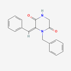 molecular formula C18H16N2O2 B2455698 1-Benzyl-6-(phenylmethylene)tetrahydro-2,5-pyrazinedione CAS No. 338750-19-9