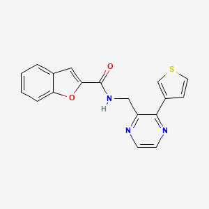 molecular formula C18H13N3O2S B2455745 N-((3-(thiophen-3-yl)pyrazin-2-yl)methyl)benzofuran-2-carboxamide CAS No. 2034496-65-4