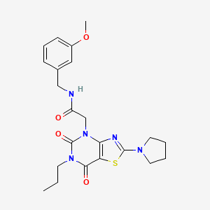 molecular formula C22H27N5O4S B2456106 2-(5,7-dioxo-6-propyl-2-(pyrrolidin-1-yl)-6,7-dihydrothiazolo[4,5-d]pyrimidin-4(5H)-yl)-N-(3-methoxybenzyl)acetamide CAS No. 1115899-09-6
