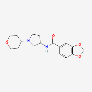 molecular formula C17H22N2O4 B2456523 N-[1-(オキサン-4-イル)ピロリジン-3-イル]-2H-1,3-ベンゾジオキソール-5-カルボキサミド CAS No. 2320602-01-3