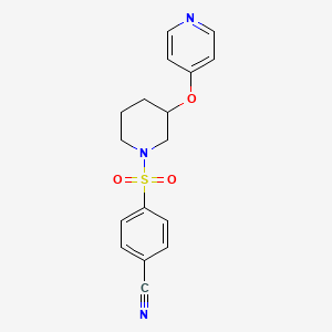 molecular formula C17H17N3O3S B2456819 4-((3-(Pyridin-4-yloxy)piperidin-1-yl)sulfonyl)benzonitrile CAS No. 2034619-44-6