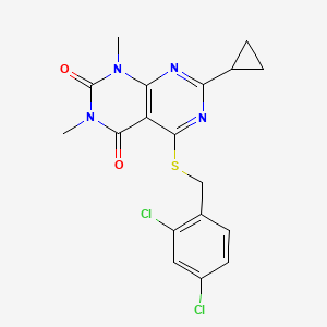 molecular formula C18H16Cl2N4O2S B2456936 7-环丙基-5-((2,4-二氯苄基)硫代)-1,3-二甲基嘧啶并[4,5-d]嘧啶-2,4(1H,3H)-二酮 CAS No. 906228-43-1