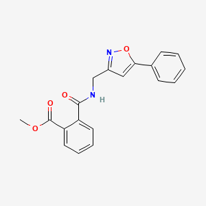 molecular formula C19H16N2O4 B2457229 2-甲基-2-(((5-苯基异恶唑-3-基)甲基)氨基甲酰基)苯甲酸酯 CAS No. 953178-74-0