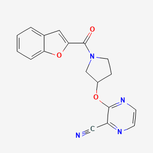 molecular formula C18H14N4O3 B2457390 3-((1-(Benzofuran-2-carbonyl)pyrrolidin-3-yl)oxy)pyrazine-2-carbonitrile CAS No. 2034281-59-7