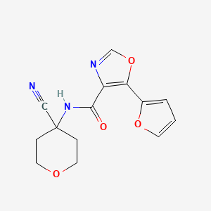 N-(4-Cyanooxan-4-YL)-5-(furan-2-YL)-1,3-oxazole-4-carboxamide