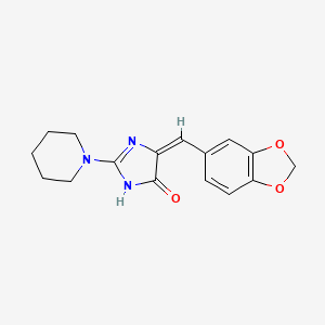 molecular formula C16H17N3O3 B2457612 5-(1,3-benzodioxol-5-ylmethylene)-2-piperidino-3,5-dihydro-4H-imidazol-4-one CAS No. 865659-40-1