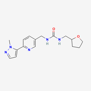 molecular formula C16H21N5O2 B2458260 1-((6-(1-methyl-1H-pyrazol-5-yl)pyridin-3-yl)methyl)-3-((tetrahydrofuran-2-yl)methyl)urea CAS No. 2034464-95-2