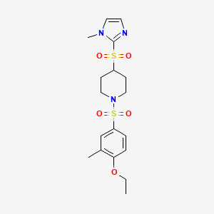 molecular formula C18H25N3O5S2 B2458819 1-((4-乙氧基-3-甲基苯基)磺酰基)-4-((1-甲基-1H-咪唑-2-基)磺酰基)哌啶 CAS No. 2034260-71-2
