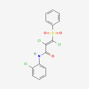 molecular formula C15H10Cl3NO3S B2458943 (E)-2,3-dichloro-N-(2-chlorophenyl)-3-(phenylsulfonyl)-2-propenamide CAS No. 861211-86-1