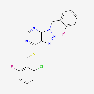 molecular formula C18H12ClF2N5S B2460151 7-[(2-氯-6-氟苯基)甲基硫代]-3-[(2-氟苯基)甲基]三唑并[4,5-d]嘧啶 CAS No. 863458-95-1