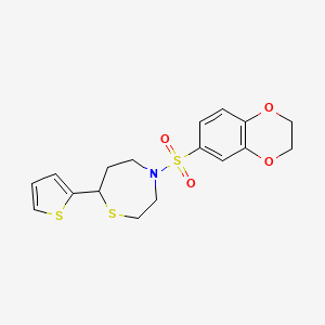 molecular formula C17H19NO4S3 B2460269 4-((2,3-二氢苯并[b][1,4]二氧杂环-6-基)磺酰基)-7-(噻吩-2-基)-1,4-噻氮杂环戊烷 CAS No. 1705101-85-4