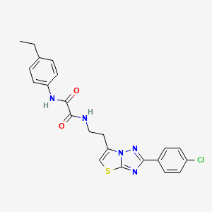 molecular formula C22H20ClN5O2S B2460306 N-{2-[2-(4-chlorophényl)-[1,2,4]triazolo[3,2-b][1,3]thiazol-6-yl]éthyl}-N'-(4-éthylphényl)éthanediamide CAS No. 894036-99-8