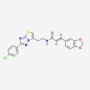 molecular formula C22H17ClN4O3S B2460312 (E)-3-(benzo[d][1,3]dioxol-5-yl)-N-(2-(2-(4-chlorophenyl)thiazolo[3,2-b][1,2,4]triazol-6-yl)ethyl)acrylamide CAS No. 894035-42-8