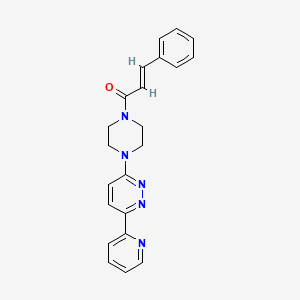 molecular formula C22H21N5O B2460457 (E)-3-fenil-1-(4-(6-(piridin-2-il)piridazin-3-il)piperazin-1-il)prop-2-en-1-ona CAS No. 1257556-17-4