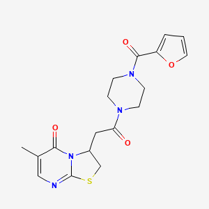 molecular formula C18H20N4O4S B2460482 3-(2-(4-(furan-2-carbonil)piperazin-1-il)-2-oxoethyl)-6-metil-2H-tiazolo[3,2-a]pirimidin-5(3H)-ona CAS No. 946342-34-3