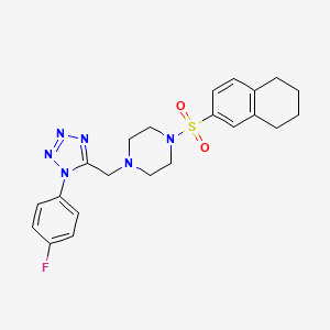 molecular formula C22H25FN6O2S B2461030 1-((1-(4-fluorophenyl)-1H-tetrazol-5-yl)methyl)-4-((5,6,7,8-tetrahydronaphthalen-2-yl)sulfonyl)piperazine CAS No. 1049429-77-7
