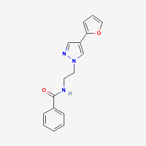 molecular formula C16H15N3O2 B2461124 N-(2-(4-(furan-2-yl)-1H-pyrazol-1-yl)ethyl)benzamide CAS No. 2034327-63-2