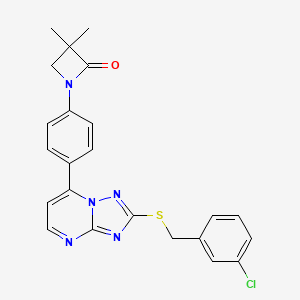 molecular formula C23H20ClN5OS B2461291 1-(4-{2-[(3-Chlorobenzyl)sulfanyl][1,2,4]triazolo[1,5-a]pyrimidin-7-yl}phenyl)-3,3-dimethyl-2-azetanone CAS No. 860649-70-3