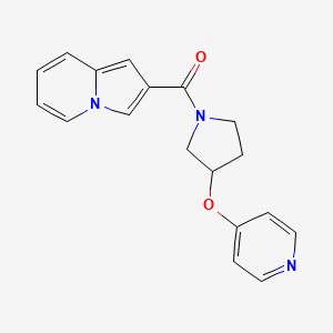 molecular formula C18H17N3O2 B2461486 Indolizin-2-yl(3-(pyridin-4-yloxy)pyrrolidin-1-yl)methanone CAS No. 2034617-64-4