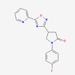 molecular formula C17H13FN4O2 B2461897 1-(4-Fluorophenyl)-4-[5-(2-pyridyl)-1,2,4-oxadiazol-3-yl]-2-pyrrolidinone CAS No. 1172413-12-5