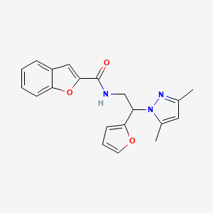 molecular formula C20H19N3O3 B2462088 N-(2-(3,5-二甲基-1H-吡唑-1-基)-2-(呋喃-2-基)乙基)苯并呋喃-2-甲酰胺 CAS No. 2034273-84-0