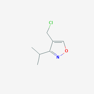 molecular formula C7H10ClNO B2462327 4-(Chloromethyl)-3-isopropylisoxazole CAS No. 2137550-38-8