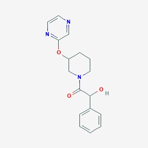 molecular formula C17H19N3O3 B2463124 1-(3-(Pyrazin-2-yloxy)piperidin-1-yl)-2-hydroxy-2-phenylethanon CAS No. 2034579-90-1