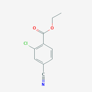 molecular formula C10H8ClNO2 B2463332 乙酸2-氯-4-氰基苯酯 CAS No. 220389-14-0