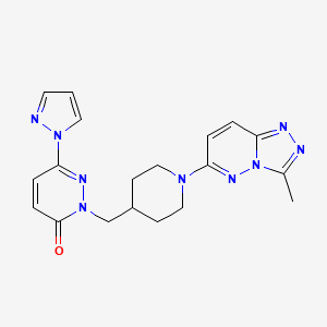 2-[(1-{3-methyl-[1,2,4]triazolo[4,3-b]pyridazin-6-yl}piperidin-4-yl)methyl]-6-(1H-pyrazol-1-yl)-2,3-dihydropyridazin-3-one