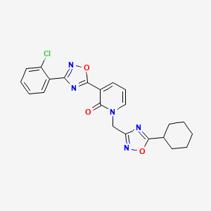 molecular formula C22H20ClN5O3 B2463692 3-(3-(2-chlorophenyl)-1,2,4-oxadiazol-5-yl)-1-((5-cyclohexyl-1,2,4-oxadiazol-3-yl)methyl)pyridin-2(1H)-one CAS No. 1396684-49-3