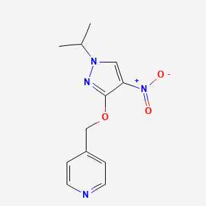 molecular formula C12H14N4O3 B2463903 4-[(1-Isopropyl-4-nitro-1H-pyrazol-3-yl)oxy]methylpyridine CAS No. 1429418-93-8