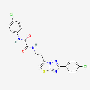 molecular formula C20H15Cl2N5O2S B2464121 N1-(4-chlorophenyl)-N2-(2-(2-(4-chlorophenyl)thiazolo[3,2-b][1,2,4]triazol-6-yl)ethyl)oxalamide CAS No. 894036-19-2
