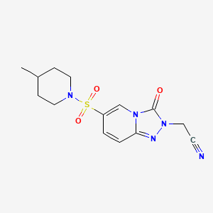 molecular formula C14H17N5O3S B2464308 [6-[(4-methylpiperidin-1-yl)sulfonyl]-3-oxo[1,2,4]triazolo[4,3-a]pyridin-2(3H)-yl]acetonitrile CAS No. 1251603-10-7