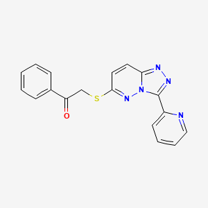 molecular formula C18H13N5OS B2464868 1-Phenyl-2-[(3-Pyridin-2-yl-[1,2,4]triazolo[4,3-b]pyridazin-6-yl)sulfanyl]ethanon CAS No. 868968-27-8