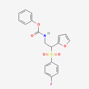 molecular formula C19H16FNO5S B2465211 苯基(2-((4-氟苯基)磺酰基)-2-(呋喃-2-基)乙基)氨基甲酸酯 CAS No. 896309-72-1