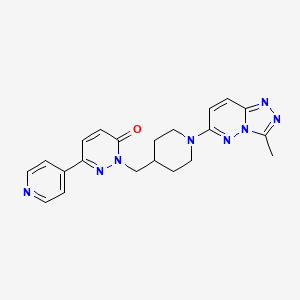 2-[(1-{3-Methyl-[1,2,4]triazolo[4,3-b]pyridazin-6-yl}piperidin-4-yl)methyl]-6-(pyridin-4-yl)-2,3-dihydropyridazin-3-one
