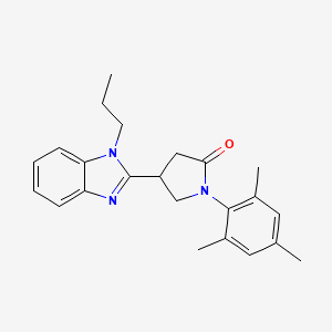 molecular formula C23H27N3O B2465437 1-mesityl-4-(1-propyl-1H-benzo[d]imidazol-2-yl)pyrrolidin-2-one CAS No. 847395-78-2