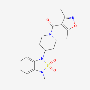 molecular formula C18H22N4O4S B2465646 (3,5-dimethylisoxazol-4-yl)(4-(3-methyl-2,2-dioxidobenzo[c][1,2,5]thiadiazol-1(3H)-yl)piperidin-1-yl)methanone CAS No. 2034415-67-1