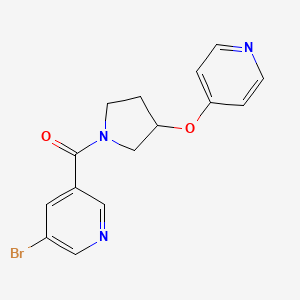 molecular formula C15H14BrN3O2 B2466330 (5-Bromo-3-pyridinyl)(3-(pyridin-4-yloxy)pyrrolidin-1-yl)méthanone CAS No. 2034431-84-8