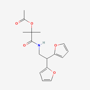 B2466565 1-((2,2-Di(furan-2-yl)ethyl)amino)-2-methyl-1-oxopropan-2-yl acetate CAS No. 2176270-20-3