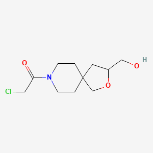 2-Chloro-1-[3-(hydroxymethyl)-2-oxa-8-azaspiro[4.5]decan-8-yl]ethanone