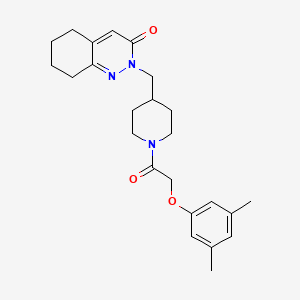 molecular formula C24H31N3O3 B2468613 2-[[1-[2-(3,5-Dimethylphenoxy)acetyl]piperidin-4-yl]methyl]-5,6,7,8-tetrahydrocinnolin-3-one CAS No. 2319845-42-4