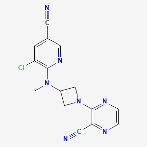 molecular formula C15H12ClN7 B2468902 3-[3-[(3-氯-5-氰基吡啶-2-基)-甲基氨基]氮杂环丁-1-基]吡嗪-2-腈 CAS No. 2380143-59-7