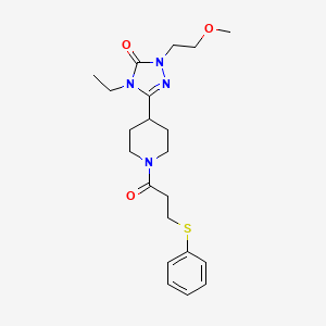 molecular formula C21H30N4O3S B2469483 4-乙基-1-(2-甲氧基乙基)-3-(1-(3-(苯硫基)丙酰)哌啶-4-基)-1H-1,2,4-三唑-5(4H)-酮 CAS No. 1797537-66-6