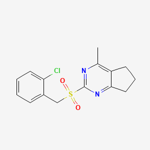 molecular formula C15H15ClN2O2S B2469536 2-((2-氯苄基)磺酰基)-4-甲基-6,7-二氢-5H-环戊(d)嘧啶 CAS No. 477852-11-2