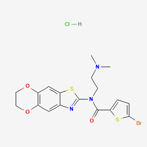 molecular formula C18H19BrClN3O3S2 B2470273 5-溴-N-(6,7-二氢-[1,4]二氧杂环[2',3':4,5]苯并[1,2-d]噻唑-2-基)-N-(2-(二甲氨基)乙基)噻吩-2-甲酰胺盐酸盐 CAS No. 1052531-78-8