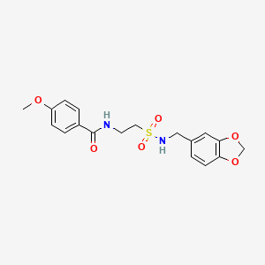 molecular formula C18H20N2O6S B2470416 N-(2-(N-(苯并[d][1,3]二氧杂环戊烯-5-基甲基)磺酰胺基)乙基)-4-甲氧基苯甲酰胺 CAS No. 899739-58-3