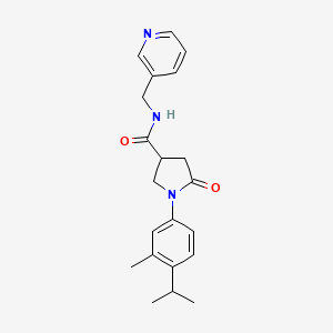 molecular formula C21H25N3O2 B2470595 1-(4-isopropyl-3-methylphenyl)-5-oxo-N-(3-pyridinylmethyl)-3-pyrrolidinecarboxamide CAS No. 866153-55-1