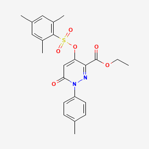 molecular formula C23H24N2O6S B2470822 Ethyl 4-((mesitylsulfonyl)oxy)-6-oxo-1-(p-tolyl)-1,6-dihydropyridazine-3-carboxylate CAS No. 900008-30-2
